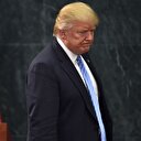 Trump ile Nieto 'duvar'ı konuştu