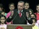 Çocuklara Abdurrahim Karakoç'un şiiriyle seslendi