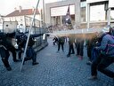 Fransa'da Le Pen ve Macron protestosu