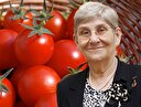 Canan Hoca şimdi de domatese taktı