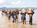 73 bin Arakanlı Müslüman Bangladeş'e sığındı