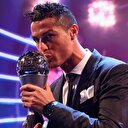 2017 FIFA en iyi erkek oyuncu ödülü Cristiano Ronaldo'nun!