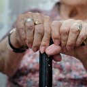 Yaşlıya bakım sigortası geliyor