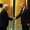 Erdoğan, Kahraman'ı tebrik etti