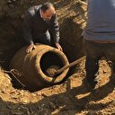 Bahçesini kazarken buldu: En az 2 bin yıllık