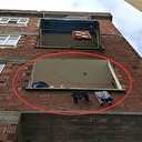 4. kattan düştü çamaşır ipine takılınca ölümden döndü