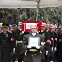 Afrin şehidi Dinek toprağa verildi