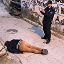 Sokak ortasında dikkat çeken fotoğraf