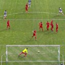 Stoper kaleye geçti ilk şut gol oldu
