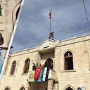Tüyleri diken diken eden o an: Afrin'e şanlı Türk bayrağı dikildi!