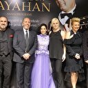 Ünlü sanatçılar Kayahan'ı şarkılarıyla andı
