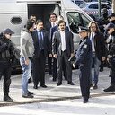 Yunanistan FETÖ'cüyü evde tutacak!