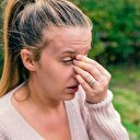 Baharda göz alerjisinden korunmanın 6 kuralı