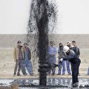 İlk kez açılan kuyuda petrol bulundu