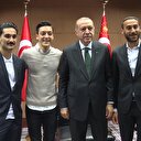 Mesut Özil, İlkay Gündoğan ve Cenk Tosun Erdoğan'la buluştu