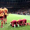 Yasin Öztekin: Maçlardan önce takım arkadaşlarımla namaz kılıyoruz
