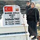 Şehit olan oğulları için köyü terk etmiyorlar