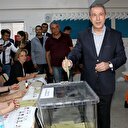 Genelkurmay Başkanı Akar oy kullandı