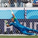 Dünya Kupası'nın en yaşlı kalecisi penaltı kurtardı