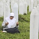 Soykırım kurbanlarının tabutları anıt mezarlığa taşındı