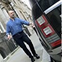 FETÖ’cü Akın İpek Londra’da krallar gibi yaşıyor