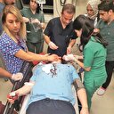 Doktora parke
taşıyla saldırdı