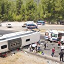 Turist otobüsü devrildi: 2 ölü 33 yaralı