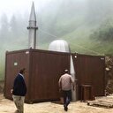 Rize'de seyyar cami görenleri şaşırtıyor