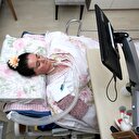 Afrika'da su kuyusu açmak için gözlerini kullandı