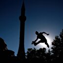 Yer çekimine meydan okuyorlar