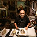 Kuruyan yapraklar sanat eserine dönüşüyor