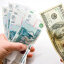 ABD'deki kasırga Rus parasını güçlendirdi