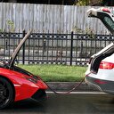 Milyonluk lüks araç Sarıyer'de yolda kaldı