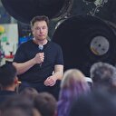 Elon Musk ilk Ay turistini açıkladı