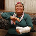 Vicdansız şoför korna sesini duymayan engelli kadını dövdü