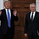 Trump demokrat olmakla suçladığı Mattis'e yolu gösterdi