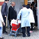 Konsolosluk binasına temizlik malzemeleri getirildi