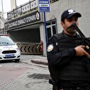 Sultangazi'deki diplomatik plakalı araçtan özel eşyalar çıktı