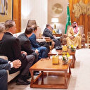 Evanjeliklere sığındı