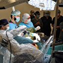 Robotla sıfır hatalı diz ve kalça ameliyatı