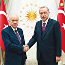 Yola devam