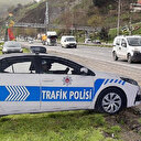 Maket polis aracını gören frene bastı
