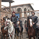 Diriliş Ertuğrul oyuncularının eski halleri görenleri şaşırtıyor