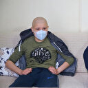 Baba oğul hastalıklarını yenmek için birbirlerine moral veriyor