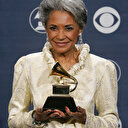 Nancy Wilson hayatını kaybetti