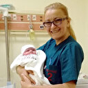 Doktor vefat eden hemşiresine ameliyathanede veda etti