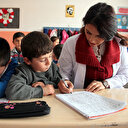 Öğrencisini sıcak yuvaya kavuşturdu