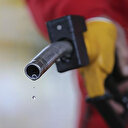 TESK'ten akaryakıt eleştirisi: Dolar düşüyor akaryakıt yerinde sayıyor