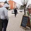 Kafenin tahtasını görenler okumadan geçemiyor