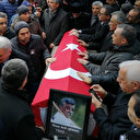 Ozan Arif son yolculuğuna uğurlandı